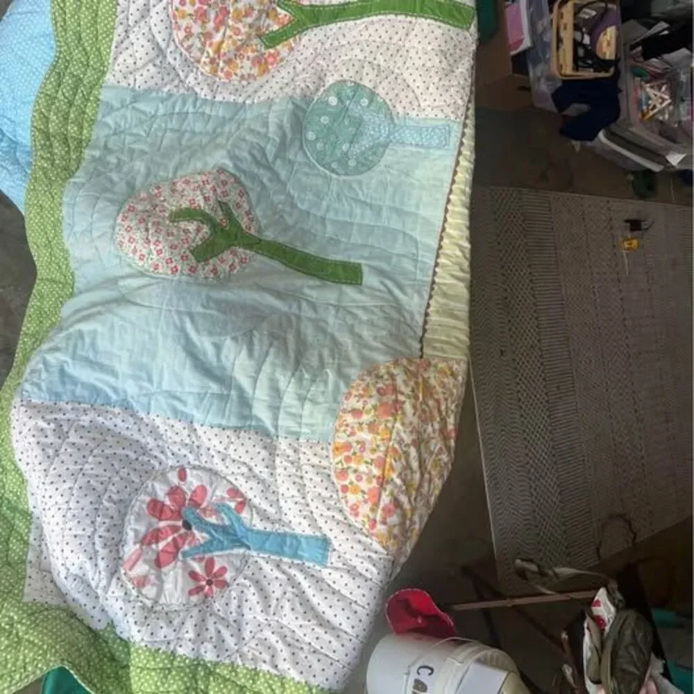 Pottery barn kids full size quilt